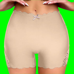 Soft Seamless Shorts with Ice Silk Lace Edge